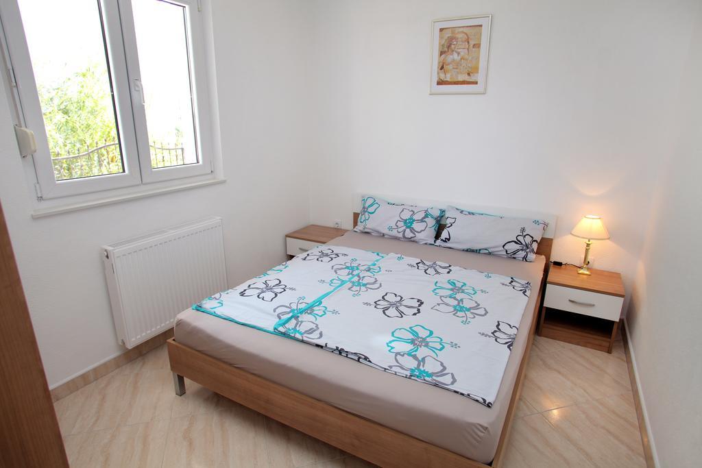 Apartments Villa Dalmazia Трогир Номер фото