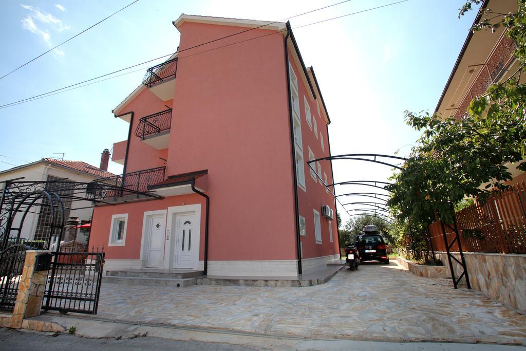 Apartments Villa Dalmazia Трогир Номер фото