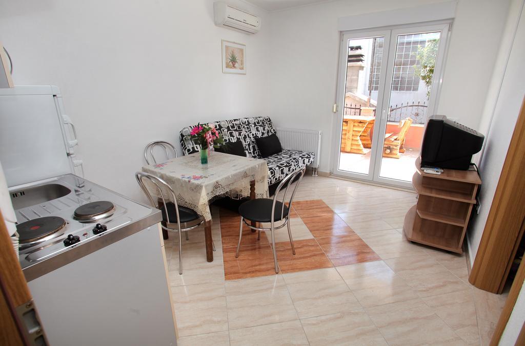 Apartments Villa Dalmazia Трогир Номер фото