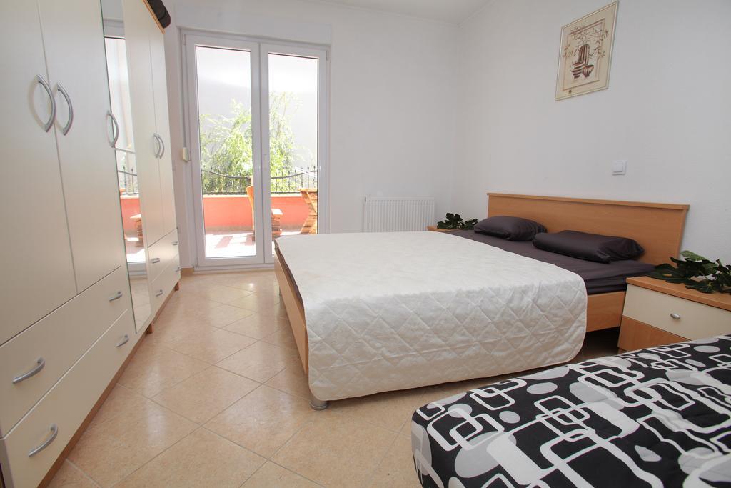 Apartments Villa Dalmazia Трогир Номер фото